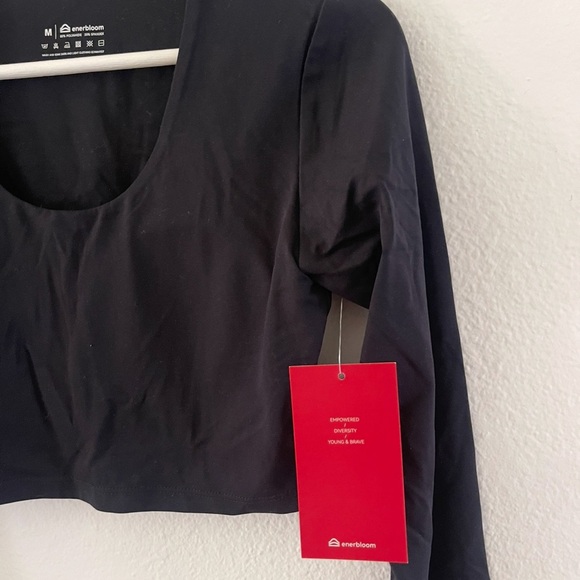 ✨Enerbloom Top✨ - Picture 4 of 5